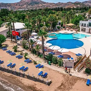 Club Muskebi Otel